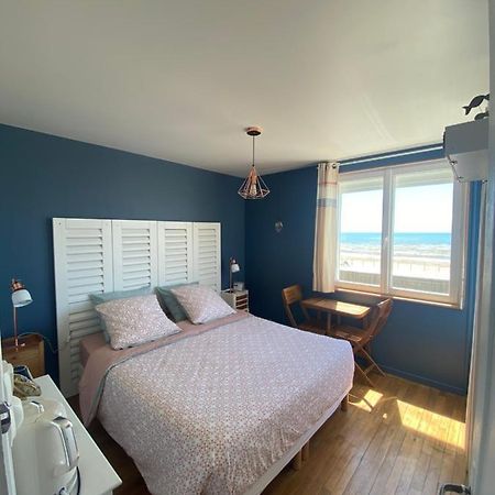 Chambre D'Hotes "Lumiere Du Cap" Vue Mer Барневил Картере Екстериор снимка