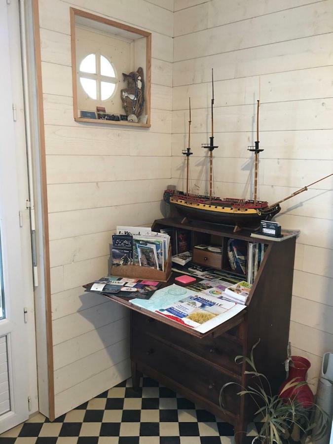 Chambre D'Hotes "Lumiere Du Cap" Vue Mer Барневил Картере Екстериор снимка